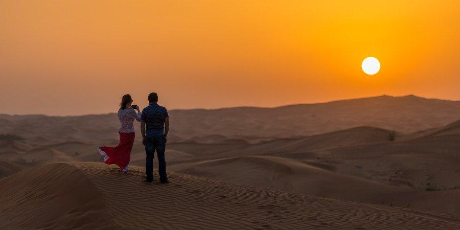 L'emozione del tramonto nel Deserto